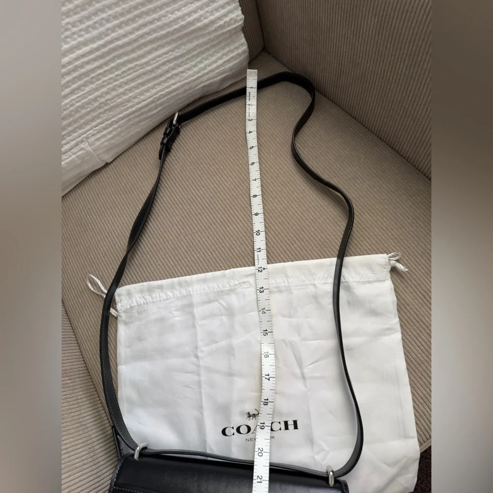 Coach tag $10